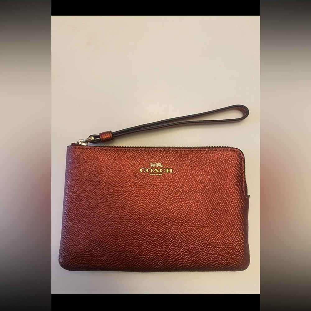 NWT COACH Corner Zip Wristlet F58032 Metallic Red